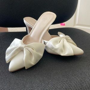 NEW!! Bow Heeled Wedding Mules